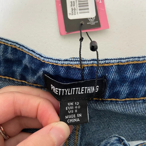 NWT | Pretty Little Thing women’s vintage wash mom jeans — size 12 - Picture 7 of 8
